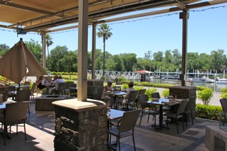 Scott's Seafood Restaurant on the Sacramento River