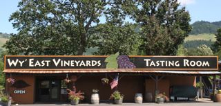 Wy' East Vineyards